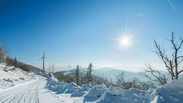 冬天租車自駕游賞雪